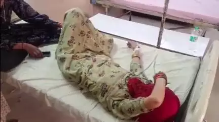 लाडपुरा: कोटा के सकतपुर इलाके में छत की सफाई करते समय महिला अनबैलेंस होकर छत से गिरी, महिला का उपचार जारी