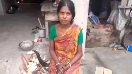 ময়না: পাঁশকুড়া পৌরসভা ১০ নং ওয়ার্ডে বাসিন্দা লক্ষ্মীর ভান্ডার পাচ্ছেন না বলে অভিযোগ সংসার চালাতে সমস্যা #jansamasya
