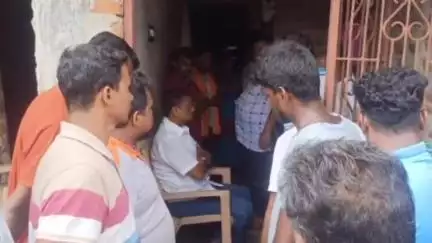 ପୋଲସରା: ମାଳତେନ୍ତୁଳିଆ ଗ୍ରାମରେ ମୃତକଙ୍କ ପରିବାରକୁ ସମବେଦନା ଜଣାଇଲେ ପୂର୍ବତନ ମନ୍ତ୍ରୀ