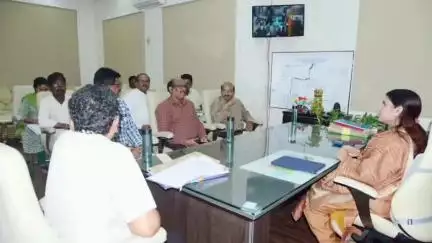 జిల్లాలో మత్స్య సంపద అభివృద్ధికి కృషి చేయండి: జిల్లా కలెక్టర్ రాజకుమారి