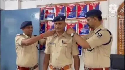 चंडी: चंडी थाना में कार्यरत दो पीटीसी जवानों को एएसआई के पद पर मिली विभागीय पदोन्नति