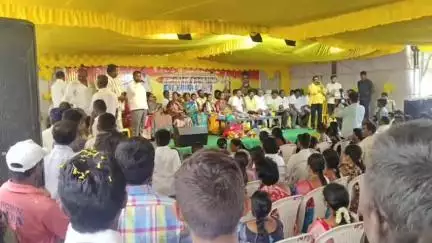 పాణ్యం మార్కెట్ యార్డులో చైర్మన్‌, కమిటీ సభ్యుల ప్రమాణ స్వీకారం, పాల్గొన్న ఎమ్మెల్యే గౌరు చరితారెడ్డి