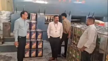 सोजत: मूंगफली के टीन में बेचा जा रहा था सोयाबीन का तेल, सीएमएचओ पाली ने सोजत में मिल पर छापामार कर 4000 लीटर तेल किया ज़ब्त