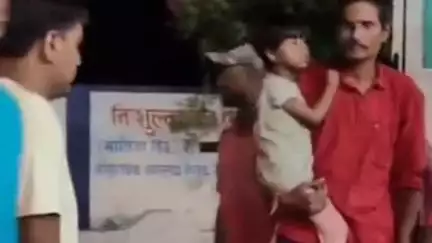 करेली: ग्राम सरसला NH-45 पर यात्रियों को उतारते समय डंपर ने बस को मारी टक्कर, 10 लोग घायल