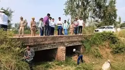 सोहावल: पंडितपुर स्थित ऋषि रमणीक तपोस्थली व त्रिलोदकी गंगा का डीएम ने किया निरीक्षण