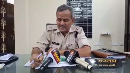गोविंदपुर: गोविंदपुर थाना क्षेत्र में नाबालिग लड़की से छेड़खानी, मामला गंभीर, दोनों पक्ष पहुंचे थाना