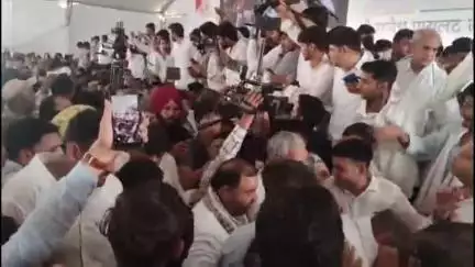 टांटोटी: टांटोंटी और केकड़ी विधानसभा क्षेत्र से कांग्रेसी कार्यकर्ता दौसा पहुंचे, स्वर्गीय राजेश पायलट को श्रद्धासुमन अर्पित किए