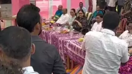 बानो: उपायुक्त ने किया बानो के तारूप गांव का दौरा, लोगों की समस्याओं से हुए अवगत