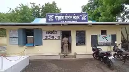 शिंदखेडा: देवका नगर येथे शेतीच्या वादातून एकाला मारहाण, पाच जणांविरुद्ध दोंडाईचा पोलिसांत गुन्हा दाखल