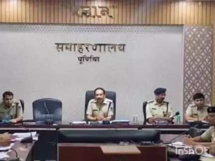 कृत्यानंद नगर: समाहरणालय सभागार में पुलिस अधीक्षक ने मासिक अपराध गोष्ठी का किया आयोजन