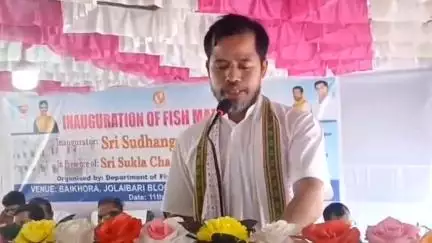 শান্তিরবাজার: বাইখরা বাজারে নবনির্মিত দ্বিতল বাজার শেডের উদ্বোধনী অনুষ্ঠানে উপস্থিত দুই মন্ত্রী