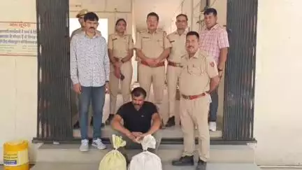 खाजूवाला: 2 GWM स्थित घर में दबिश देकर खाजूवाला पुलिस ने 10 किलो डोडा पोस्त को बरामद कर एक व्यक्ति को किया गिरफ्तार
