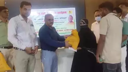 सहारनपुर: सहारनपुर के IMA भवन में टीबी मुक्त भारत अभियान के तहत 80 रोगियों को मिली पोषण किट, सीएमओ ने नियमित दवा लेने की अपील की
