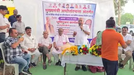 बैतूल नगर: बैतूल में 7 चौराहा का सौंदर्यीकरण कार्य शुरू, ₹514 लाख होंगे खर्च, केंद्रीय मंत्री और विधायक ने किया भूमि पूजन