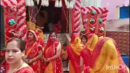 तिलोई: जायस में दक्षिणेश्वर हनुमान मंदिर की स्वर्ण जयंती पर भव्य कलश यात्रा में उमड़ा जनसैलाब