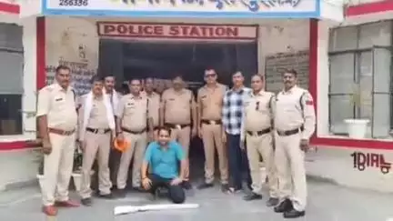 नौगांव: नौगांव ग्राम बिलहरी में हत्या के मुख्य आरोपी प्रवीण पटेरिया को पुलिस ने किया गिरफ्तार