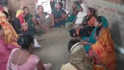 ग्राम पंचायत दतान प की सकरी महिलाओं के द्वारा की जा रही है महिला स्वास्थ्य समूह की सहयोग, दी जा रही है नई-नई जानकारी