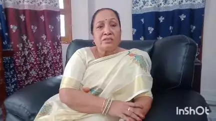 पोड़ैयाहाट: राष्ट्रीय महिला आयोग की सदस्या ने पोड़ैयाहाट में सुंदर पहाड़ी गैंग रेप पर संज्ञान लेकर राज्य सरकार पर साधा निशाना