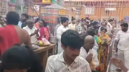 మోపిదేవి ఆలయానికి ఒక్కరోజులో వచ్చిన ఆదాయం రూ.9,07,678 ఆలయ ఈవో దాసరి శ్రీరామ వరప్రసాదరావు