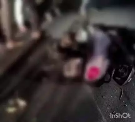 भैयाथान: कपसरा के पास ट्रक की टक्कर से स्कूटी सवार एक बच्चे की मौत, महिला गंभीर रूप से घायल हुई
