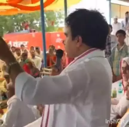 महवा: कैबिनेट मंत्री डॉ किरोड़ी लाल मीणा अब होंगे मनोहरपुर निवासी, बदला गया पैतृक गांव का नाम