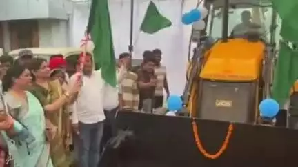 पंडरिया: पंडरिया नगर को स्वच्छ बनाने के लिए विधायक भावना बोहरा ने नपा में ₹92 लाख के विभिन्न वाहन और उपकरणों का किया लोकार्पण
