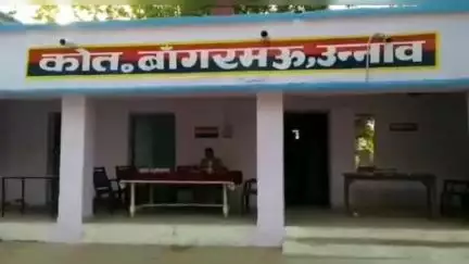 बांगरमऊ: बांगरमऊ थाना क्षेत्र में लखनऊ-आगरा एक्सप्रेस-वे पर तीन सड़क हादसों में 9 लोग हुए घायल