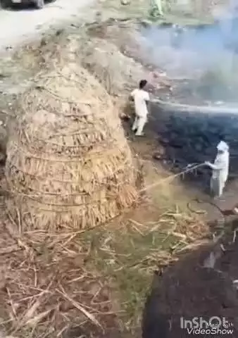 नकुड: चापरचिड़ी में उपलो में लगी भीषण आग, फायर ब्रिगेड की गाड़ी ने पाया आग पर काबू