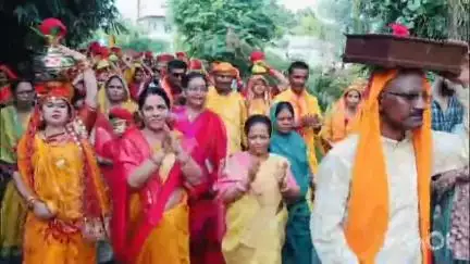 बेगूसराय: रतनपुर में 11 कुंडीय श्रीराम महायज्ञ को लेकर निकाली गई शोभायात्रा, मेयर और विधायक हुए शामिल
