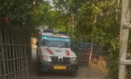 भरगामा: चार मंजिला इमारत से गिरने से युवक की मौत, भरगामा के गांव में छाया मातम