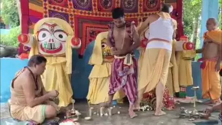 ଆସିକା: ନୂଆଗାଁ, କାଳଷଣ୍ଢପୁର,ସୁନାମ୍ବ ସାହି ଜଗନ୍ନାଥ ମନ୍ଦିର ସମେତ ବିଭିନ୍ନ ସ୍ଥାନରେ ସାନ୍ନଯାତ୍ରା ଓ଼ ଗଜାନନ ବେଶ ଅନୁଷ୍ଠିତ