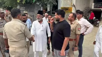 स्वार: बिजारखाता नरपतनगर में रोड चौड़ीकरण के लिए अतिक्रमण हटाने का नोटिस किया गया चस्पा