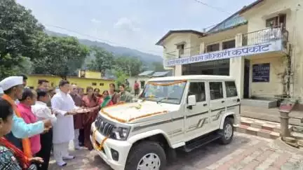 कपकोट: ब्लॉक सभागार कपकोट में विधायक सुरेश गढ़िया ने स्वयं सहायता समूहों की महिलाओं के साथ किया संवाद