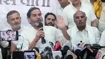 आरा: आरा के सर्किट हाउस में जनसुराग पार्टी के सुप्रीमो ने प्रेस वार्ता कर किए कई खुलासे