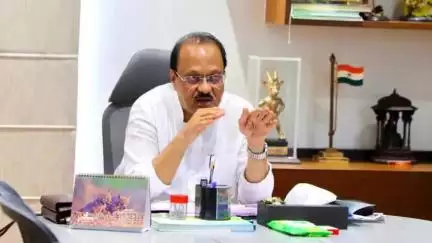 सातारा: अजितदादा पवार यांनी दूरदृश्य प्रणालीद्वारे साताऱ्यातील ताराराणी समाधीचं सुशोभिकरण, अजिंक्यतारा किल्ल्याच्या घेतला आढावा
