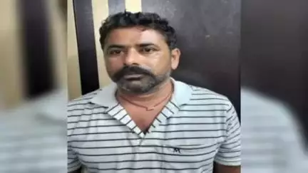 નખત્રાણા: પ્રોહીબિશનના ગુન્હામાં મોટા ધાવડાના શખ્સને તડીપાર કરાયો