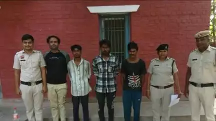 नारनौल: नारनौल की परशुराम कॉलोनी में चोरी के मामले में पुलिस ने चार आरोपियों को किया गिरफ्तार