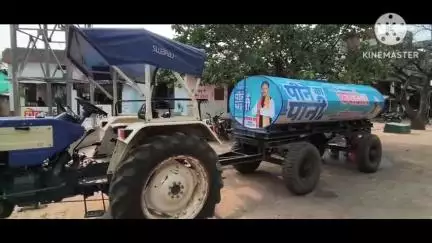 कसडोल: कसडोल नगर पंचायत अध्यक्ष पानी की कमी वाले वार्डों में पानी टैंकर के माध्यम से पेय जल की व्यवस्था करा रहे हैं