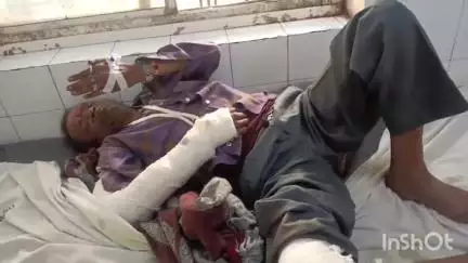 अशोक नगर: मुंगावली स्टेशन के पास टैक्सी के सामने गाय आने से पलटी टैक्सी 55 वर्षीय व्यक्ति हुआ घायल, जिला अस्पताल में भर्ती