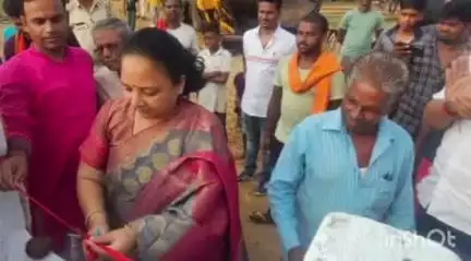 बौंसी: बौसी प्रखंड क्षेत्र के विभिन्न पंचायतों में कटोरिया विधायक ने पंचायत सरकार भवन का शिलान्यास किया