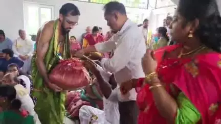 అన్నవరంలో లోక శ్రేయస్సుకై ఘనంగా నిర్వహించిన చండీ హోమం దంపతుల సమేతంగా పెద్ద ఎత్తున పాల్గొన్న భక్తులు