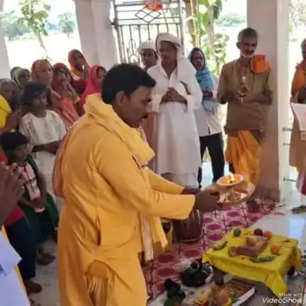 दावथ: दावथ बिठवा मोड स्थित सर्वेश्वरनाथ धाम शिव मंदिर का वार्षिक स्थापना दिवस मनाया गया