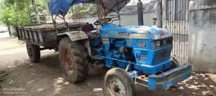 दिनांक 11.6.25 को शंभुगंज थाना अंतर्गत ग्राम बेलारी के पास  छापामारी के क्रम में 1  अवैध बालू लदा ट्रैक्टर जप्त किया गया