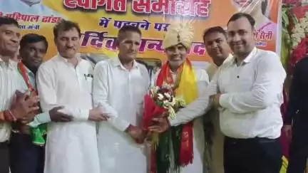पानीपत: पूर्व पार्षद अतर सिंह रावल, शिक्षा मंत्री महिपाल ढांडा की मौजूदगी में समर्थकों सहित बीजेपी में शामिल