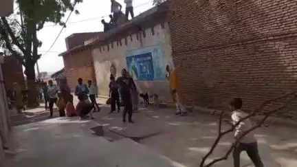मऊरानीपुर: बगरौनी में दबंगों ने महिला के साथ की मारपीट, पुलिस जांच में जुटी