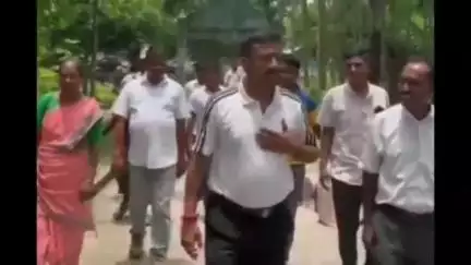 কোকৰাঝাৰ ভাগ: শ্ৰীৰামপুৰ বিটিচি পৰিষদ সমষ্টিৰ শিমূলদহী NELC গীৰ্জা ঘৰত   RCC শৌচাগাৰৰ আধাৰশিলা স্থাপন বিটিচি ই এম ছজল সিংহৰ