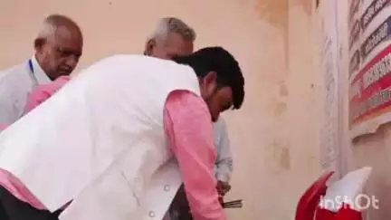 बेमेतरा: बेमेतरा के गांधी भवन में पेंशनर्स सम्मान समारोह में नपा अध्यक्ष विजय सिन्हा हुए शामिल, पेंशनर्स का किया सम्मान