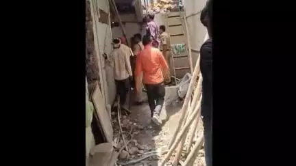 काटोल: काटोल येथे स्लॅब कोसळून मजुराचा मृत्यू