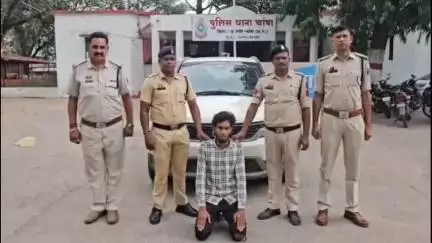 चांपा: चांपा पुलिस ने कार चोरी करने वाले आरोपी चोर को किया गिरफ्तार, आरोपी के कब्जे से चोरी की कार जब्त
