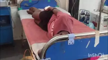 बड़ेराजपुर: नौकाबेड़ा गांव में विषायुक्त मड़िया पीने से युवक की हालत गंभीर, फरसगांव सामुदायिक स्वास्थ्य केंद्र में भर्ती